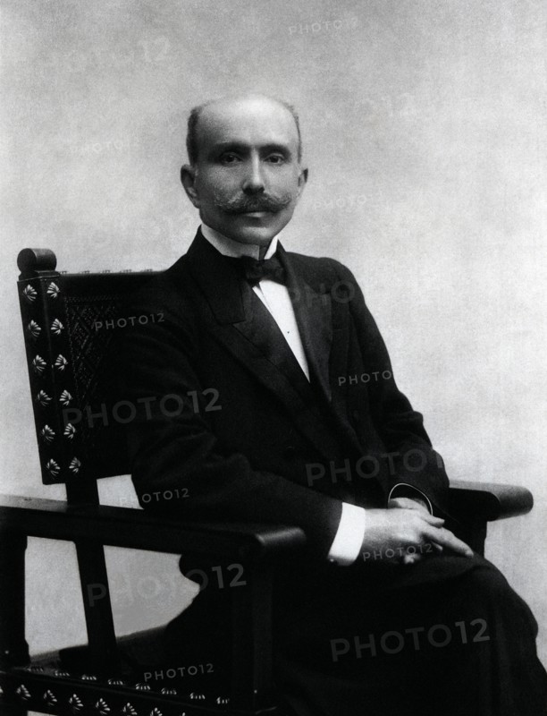 Angel Urzáiz and Cuesta (Puerto de Santa María, 1856-Madrid, 1926), lawyer, journalist and Spanis?