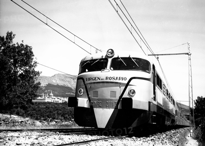 Automotive train Talgo III, 1950.