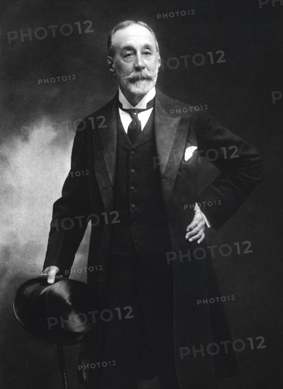 Carlos Manuel Martínez de Irujo and Alcázar, 'Duke of Sotomayor' (London, 1846 - 1909), aristocra?