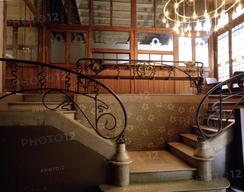 Staircase of the Thomas house in 293 Mallorca street by Lluís Domènech i Montaner, 1895 - 1898, e?