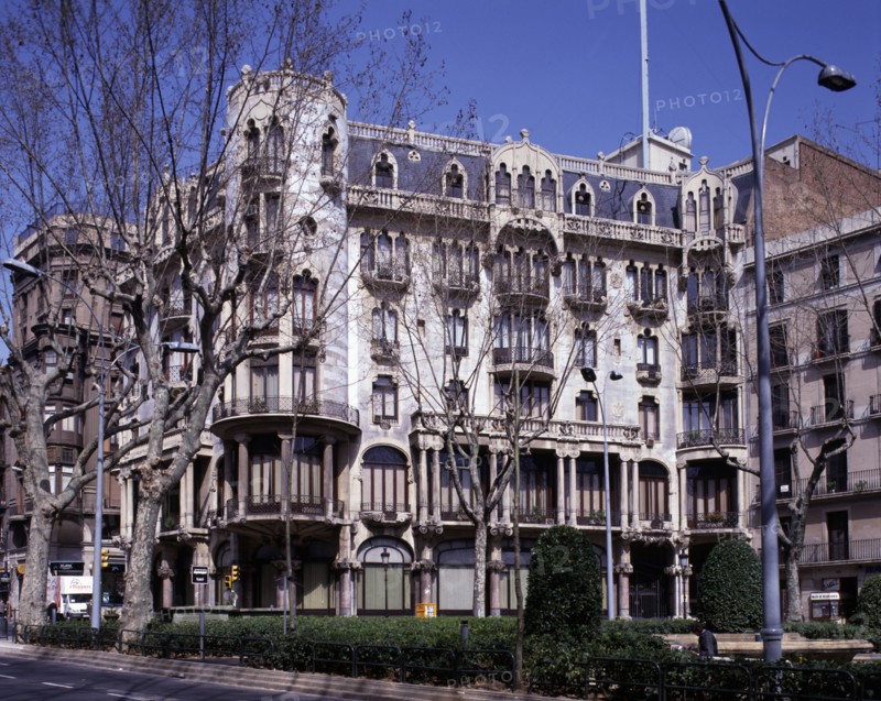 Façade of the Fuster House in Gran de Gracia street, 1912 by Lluis Domènech i Montaner.