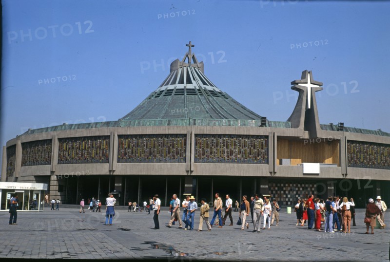 Mexico City, new Basilica of Guadalupe, patroness of Mexico and Empress of the Americas, inaugura?