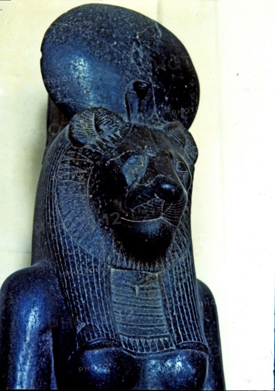 Goddess Sekhmet represented with lioness head, made in diorite, detail of the top, from Thebes, A?