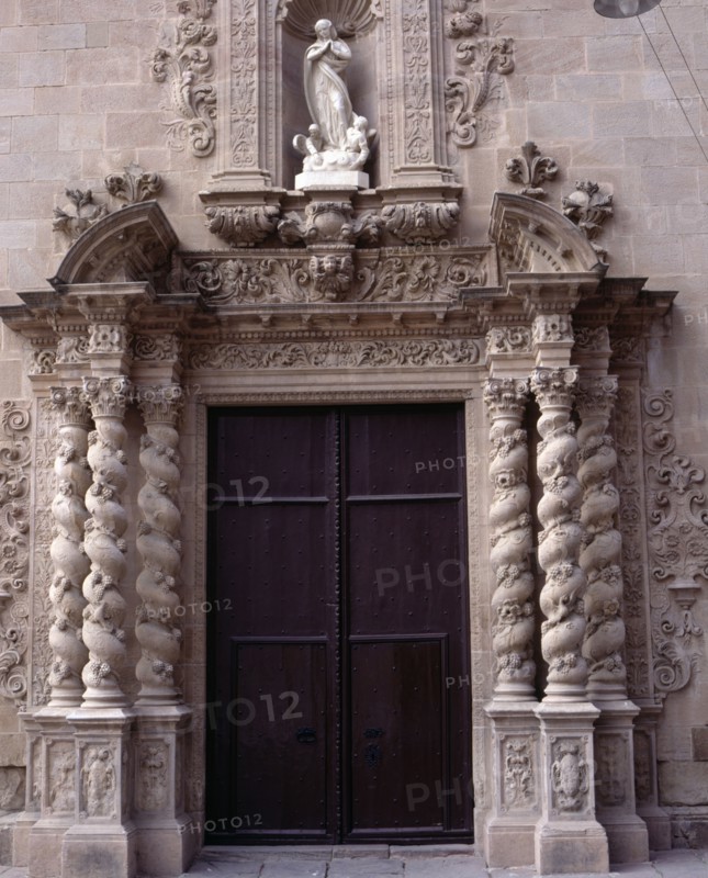 Solomonic columns in the door of the parish church of Santa Maria in Caldas de Montbui.
