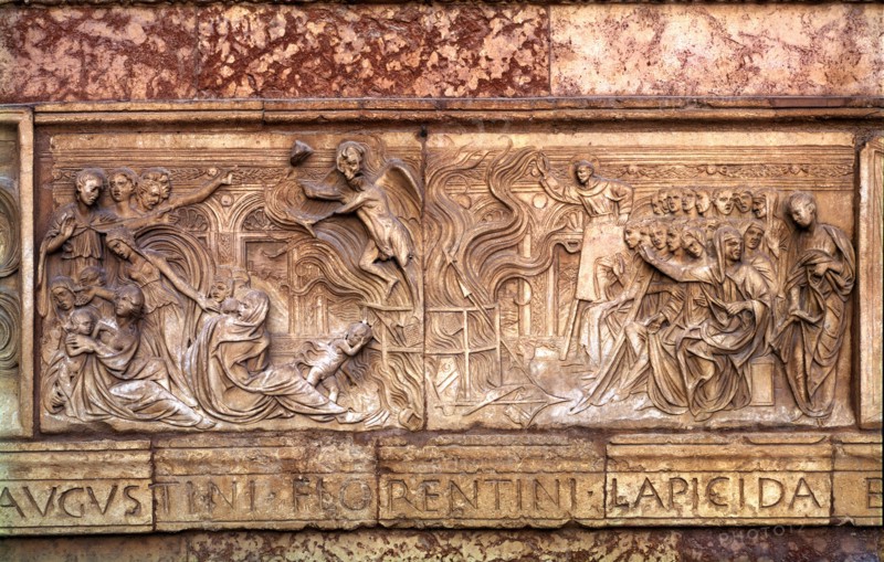 Relief in the Oratory façade arch of San Bernardino in Perugia.
