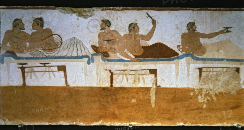 Banquet in which a deceased participates. Detail of a painting in the Jumper Tomb at Paestum.