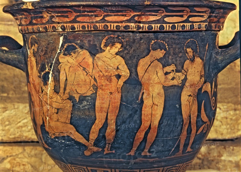 Krater representing soldiers healing their wounds.