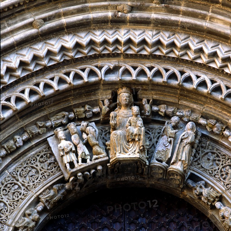 Detail of the main portico of the church of Santa Maria of Agramunt, with typical decoration of t?
