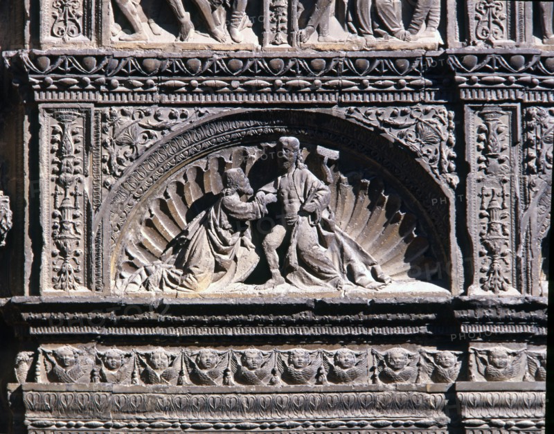 Church of St. Thomas in Haro, built in 1584, detail of the front of the main façade, designed by ?