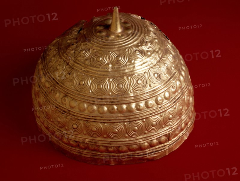 Golden helmet of a Celtic warrior, from Rianxo, part of the Castro culture.