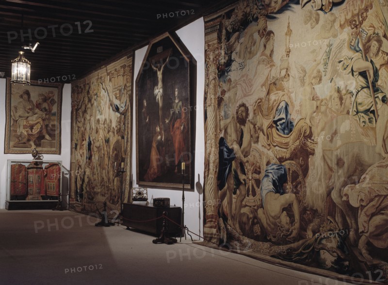 Exhibition with general subject 'Apotheosis of the Eucharist', made in Brussels.