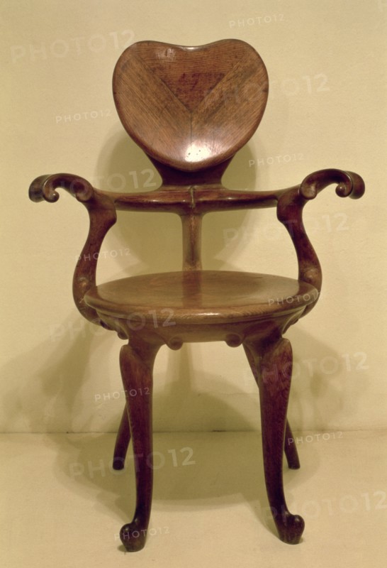 Chair with arms of the desk of the commercial office Calvet House, 1904, designed by Antoni Gaudi.