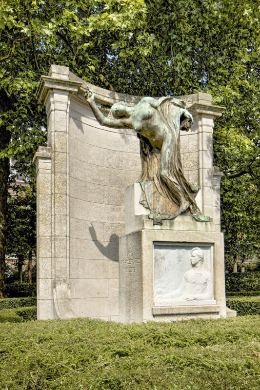Monument to Max Waller, Sq. Ambiorix, Brussels, Belgium, 1914, (c2014-2017). Artist: Alan John Ainsworth.