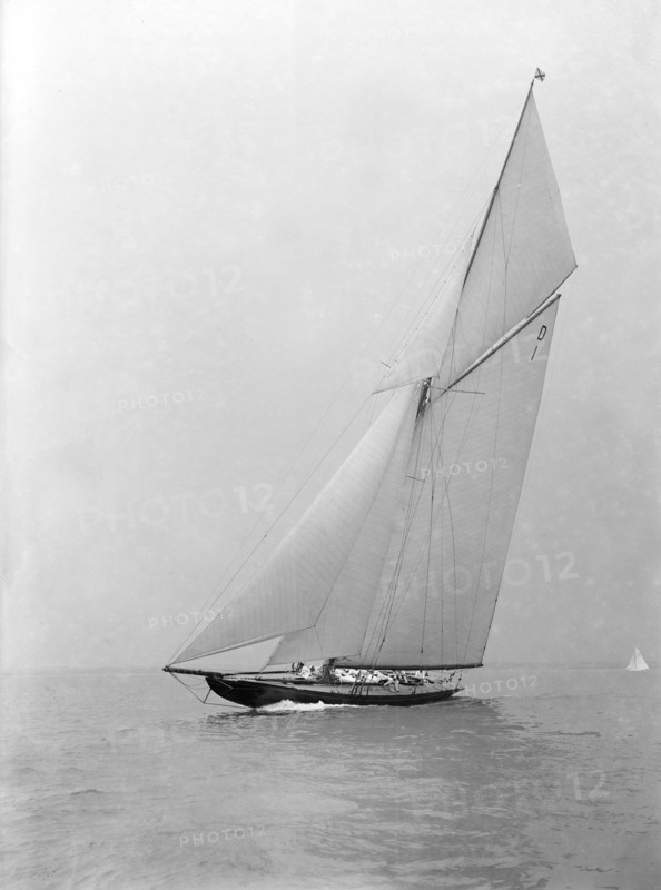 The majestic 'Pamela' sailing close-hauled, 1914. Creator: Kirk & Sons of Cowes.