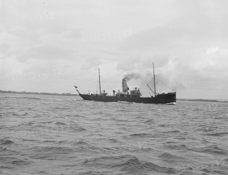 'HMS Safeguard'. Creator: Kirk & Sons of Cowes.