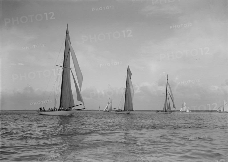 The 19-metres class 'Mariquita'  'Corona' & 'Octavia',  racing at Cowes, 1911. Creator: Kirk & Sons of Cowes.