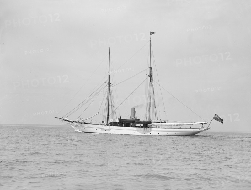 Steam yacht, 1913. Creator: Kirk & Sons of Cowes.