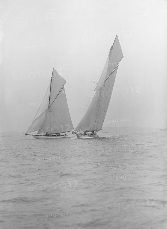 The 19-metre class 'Norada' & 'Mariquita', 1913. Creator: Kirk & Sons of Cowes.
