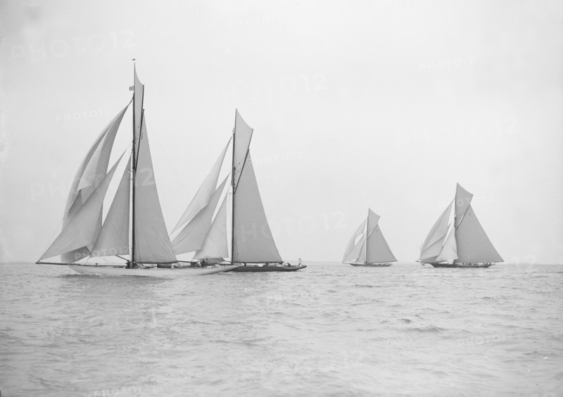 Group of Cruisers: Ma'oona, Bloodhound, Sonya, & Creole.  Creator: Kirk & Sons of Cowes.