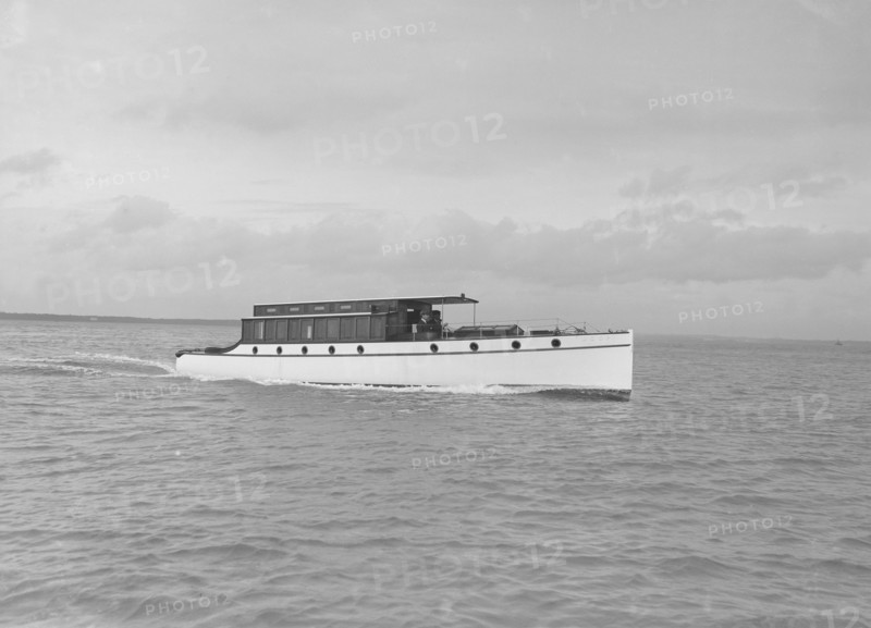 Cabin cruiser D.G.S.P., 1913. Creator: Kirk & Sons of Cowes.