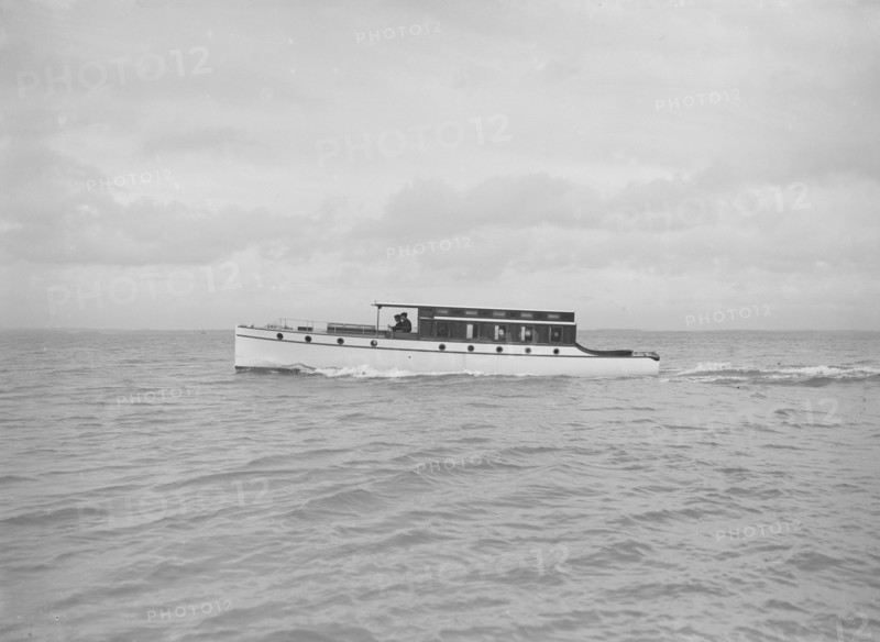 Cabin cruiser D.G.S.P., 1913. Creator: Kirk & Sons of Cowes.
