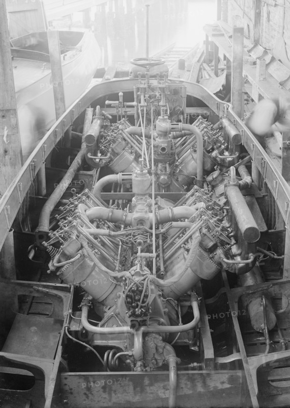 Izme's two 150 hp engines, 1913. Creator: Kirk & Sons of Cowes.