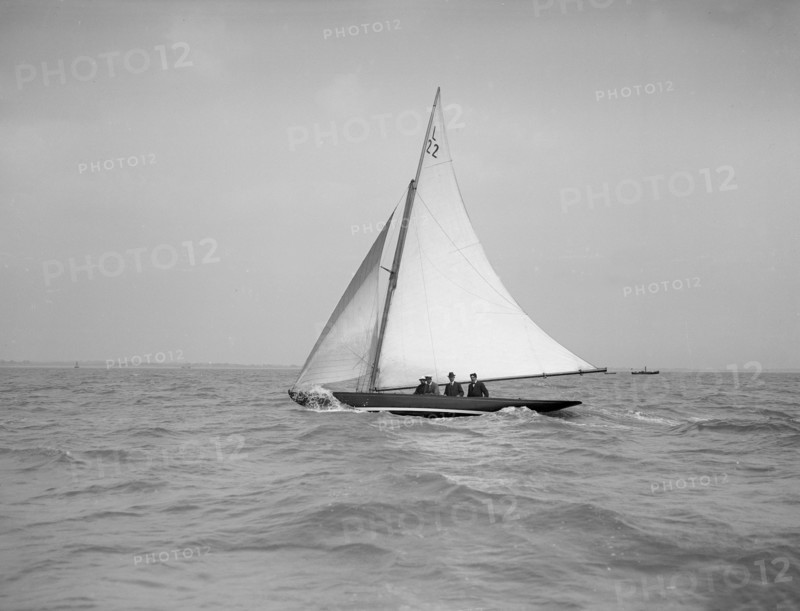 Outing on a 6 Metre sailing yacht (L22), 1912. Creator: Kirk & Sons of Cowes.