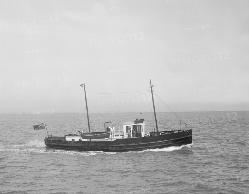 The 30 ton motor yacht 'Black Pearl', 1936. Creator: Kirk & Sons of Cowes.