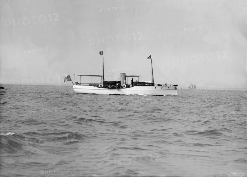 The steam yacht 'Yvonne' under way, 1913. Creator: Kirk & Sons of Cowes.