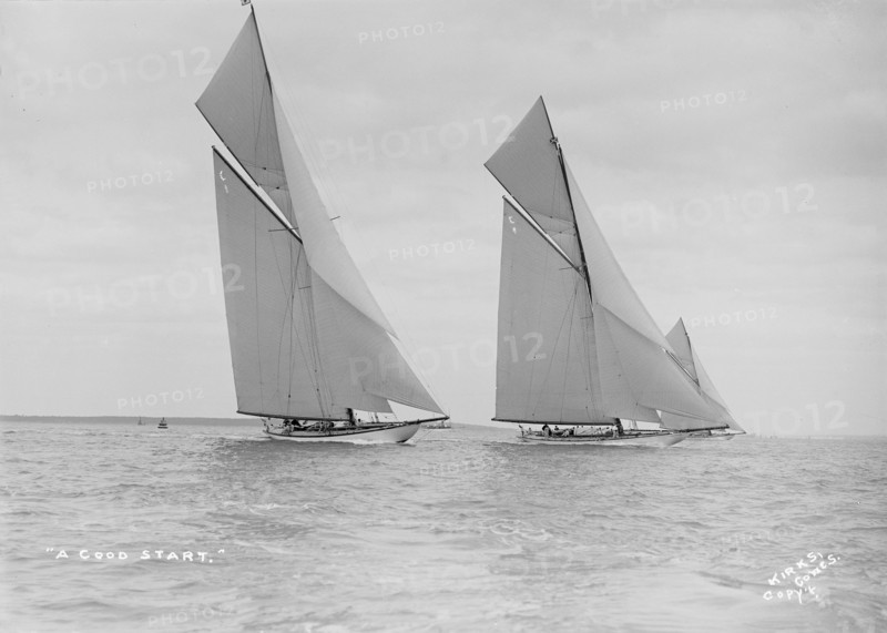 A Good Start:The 19-metre class 'Norada', 'Wendula' & 'Mariquita' close-hauled, 1911. Creator: Kirk & Sons of Cowes.