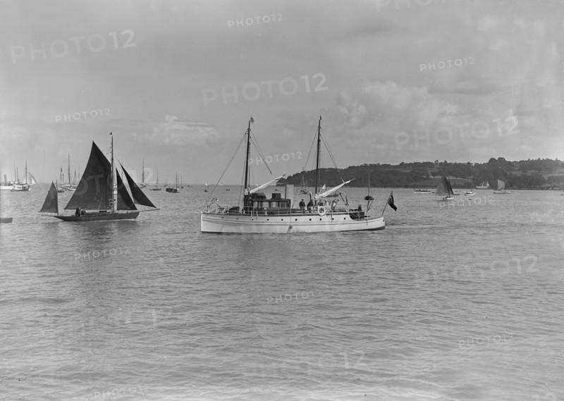 The motor yacht 'Silver Cloud' under way, 1920. Creator: Kirk & Sons of Cowes.