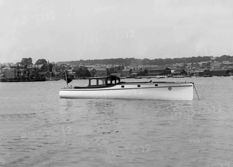 Wolseley motor launch at anchor, 1914. Creator: Kirk & Sons of Cowes.