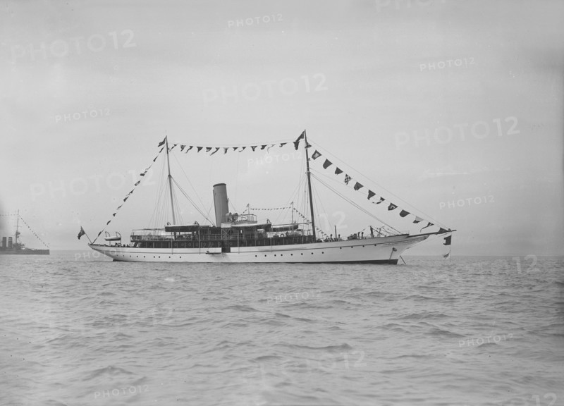The 700 ton steam yacht 'Rovenska', 1911. Creator: Kirk & Sons of Cowes.