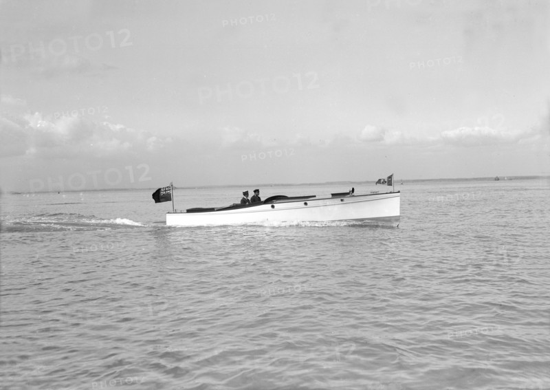 The motor launch 'Wendy' under way, 1913. Creator: Kirk & Sons of Cowes.