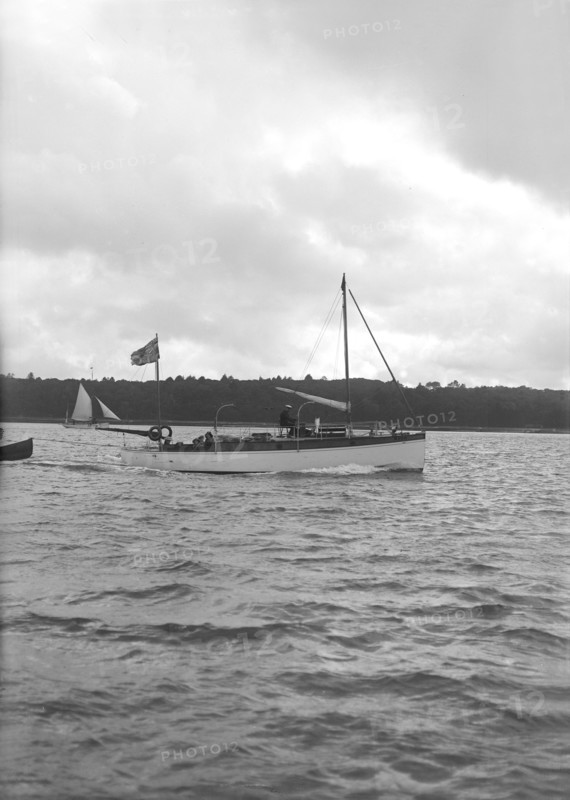 The motorboat 'Maga' under way, 1913. Creator: Kirk & Sons of Cowes.