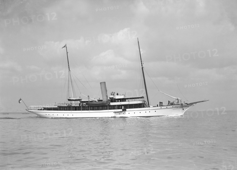 The steam yacht 'Lorna', 1911. Creator: Kirk & Sons of Cowes.