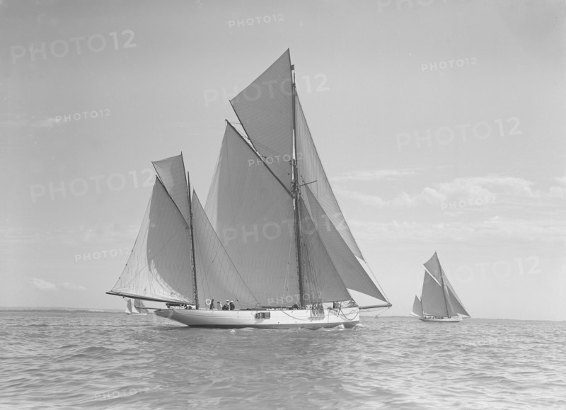 The ketch 'Corisande' under sail, 1911. Creator: Kirk & Sons of Cowes.