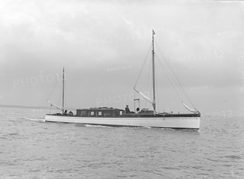 Motor yacht 'Ytene' under way, 1914. Creator: Kirk & Sons of Cowes.