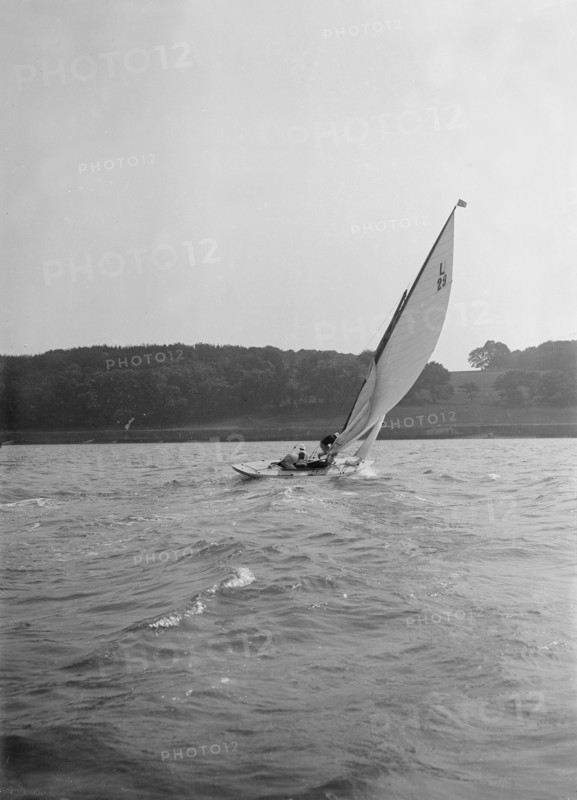The 6 Metre sloop 'Euterpe'. Creator: Kirk & Sons of Cowes.