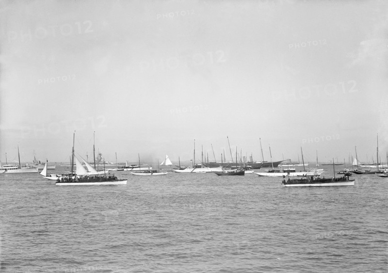 Cowes Roadstead, 1925. Creator: Kirk & Sons of Cowes.