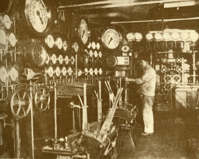 The Main Engine Control Platform of the "Aquitania".', c1930.