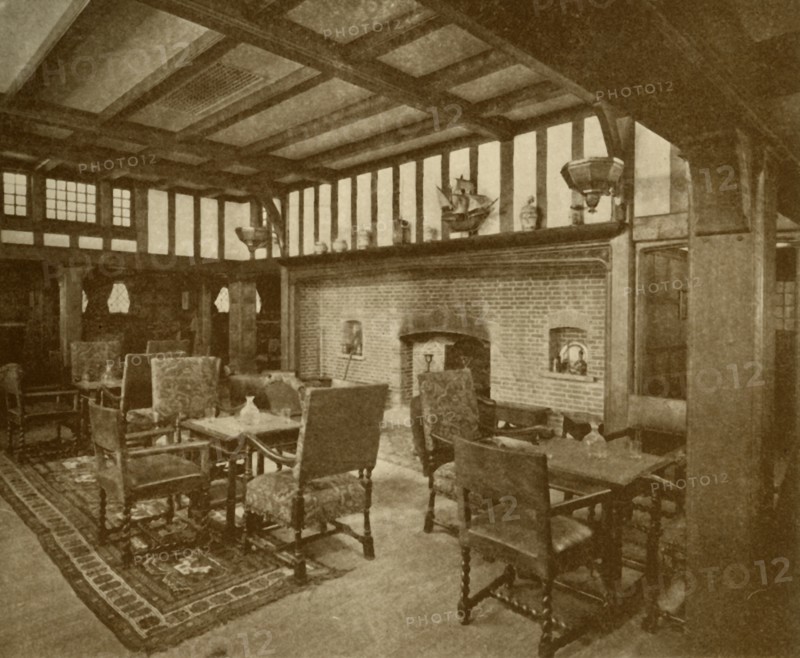 First Class Smoking-Room in the Cunard Liner "Franconia", .