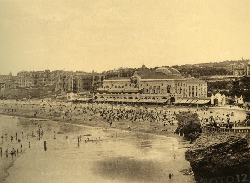 Biarritz - Le Casino Municipal et la Grande Plage, c1930.