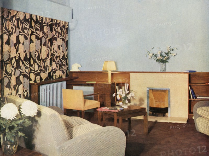 Living-room in Miss Dinshaw's apartment, Stockleigh Hall, Regent's Park, Gordon Russell Ltd.', 1937