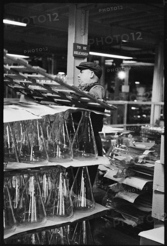 Worker at the Wear Flint Glass Works, Alfred Street, Millfield, Sunderland, 1961