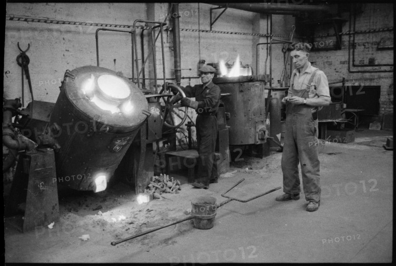 Workers at the Wear Flint Glass Works, Alfred Street, Millfield, Sunderland, 1961