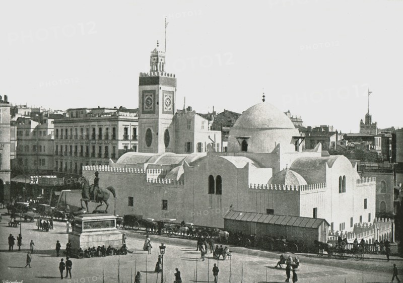 The Djama'a al-Djedid, Algiers, Algeria, 1895.