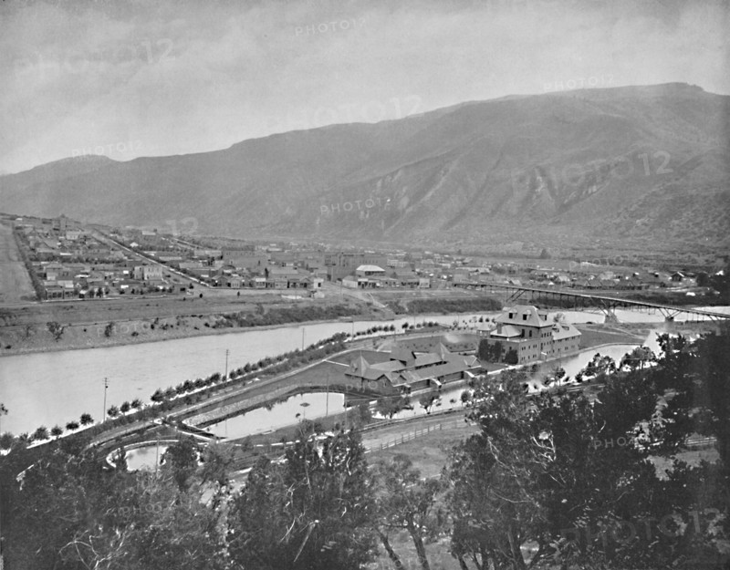Glenwood Springs and Bath-House, Colorado', c1897.