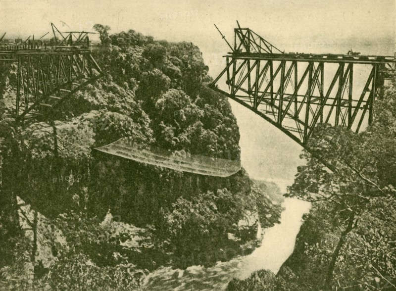 Building the Zambesi Railway Bridge', c1930.