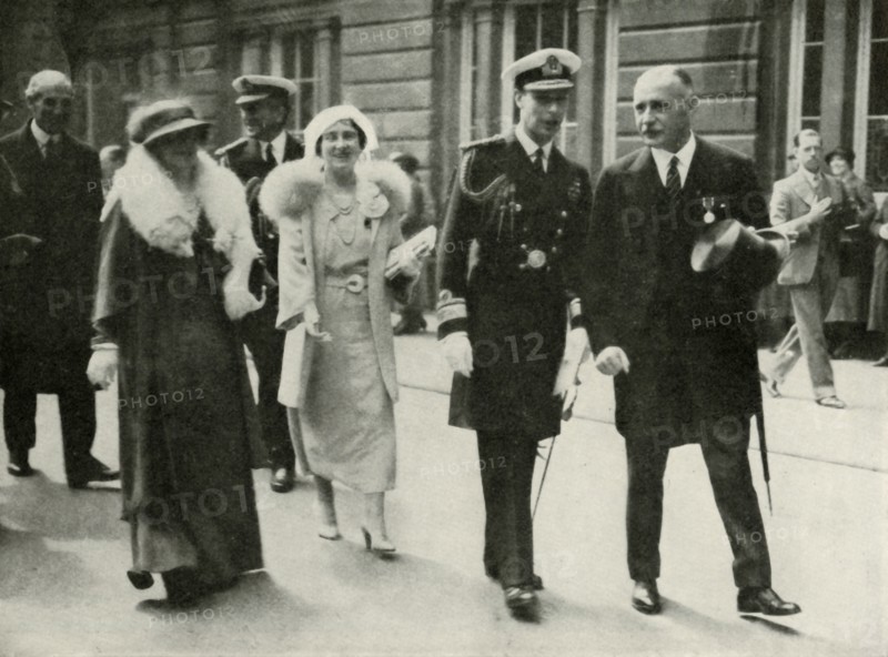 'Their Majesties at Edinburgh During the Jubilee Celebrations of King George V' 1935, 1937. Creator: Unknown.